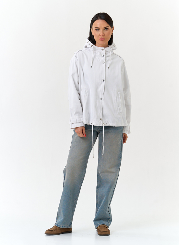 Женская джинсовая куртка с капюшоном