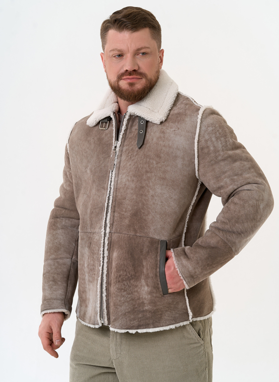 Светлая мужская дубленка