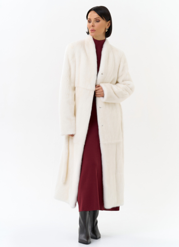 Белая шуба из меха норки с поясом