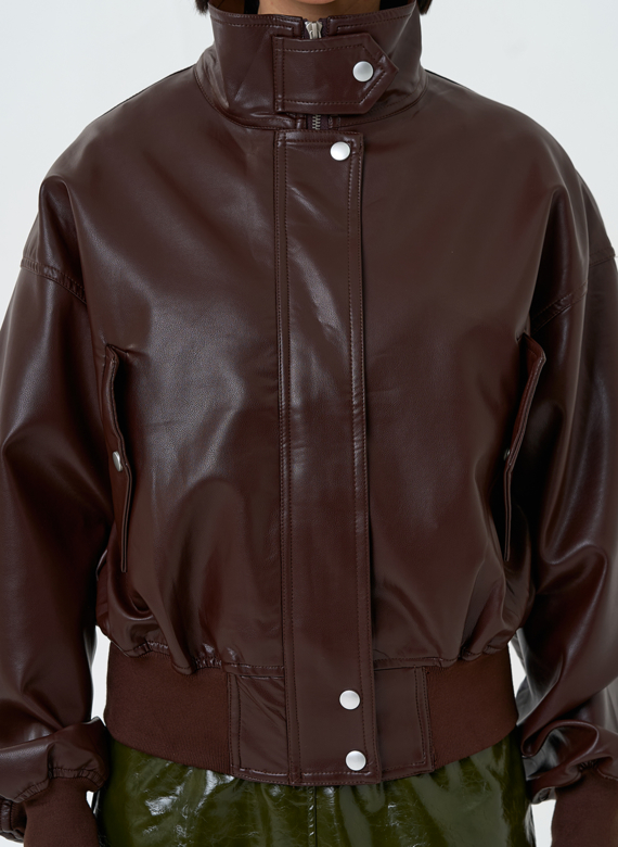 Женская куртка бомбер из эко кожи