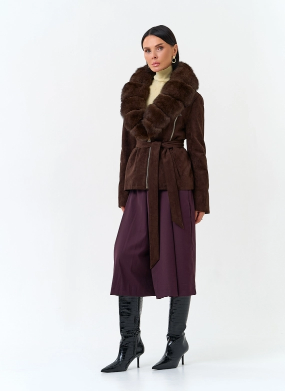 Женская куртка из эко замши фото