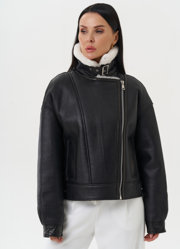 Натуральная дубленка черного цвета