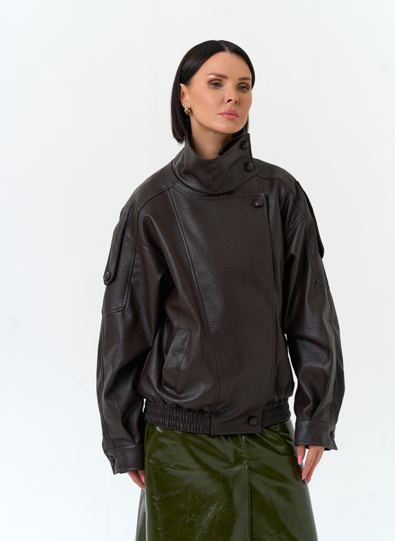 Женская куртка из эко кожи с воротником стойкой