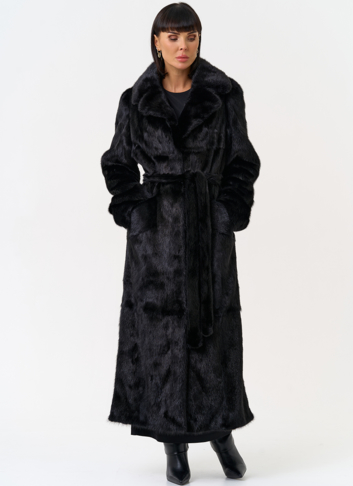 Длинная шуба из меха норки в черном цвете