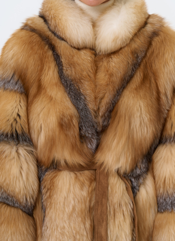 Шуба из лисы свободного кроя