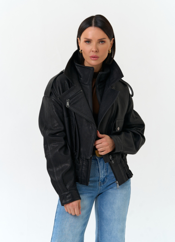 Женская куртка из натуральной кожи