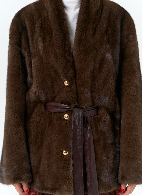 Шуба из меха норки с поясом