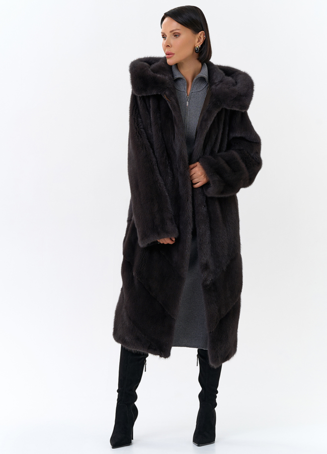 Женская шуба из норки силуэта баллон с капюшоном модель № 24752 универмаг малина
