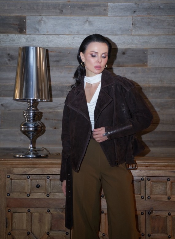 Куртка женская из замши