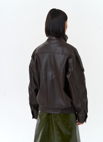 Женская куртка из эко кожи с воротником стойкой