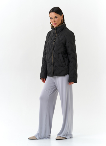 Женская куртка с воротником стойкой