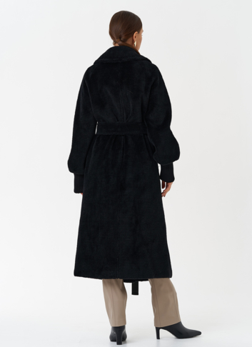 Пальто из шерсти с английским воротником