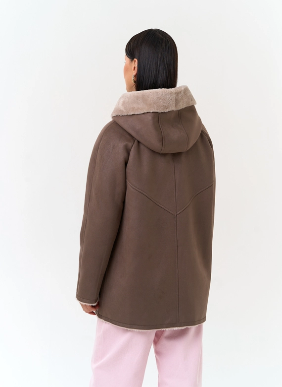 Женская дубленка из эко замши фото