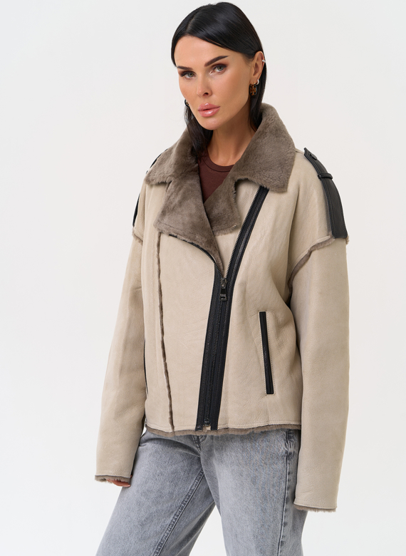 Светлая натуральная дубленка