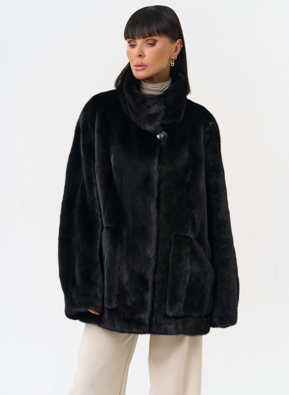 Женская шуба из скандинавской норки с воротником стойкой